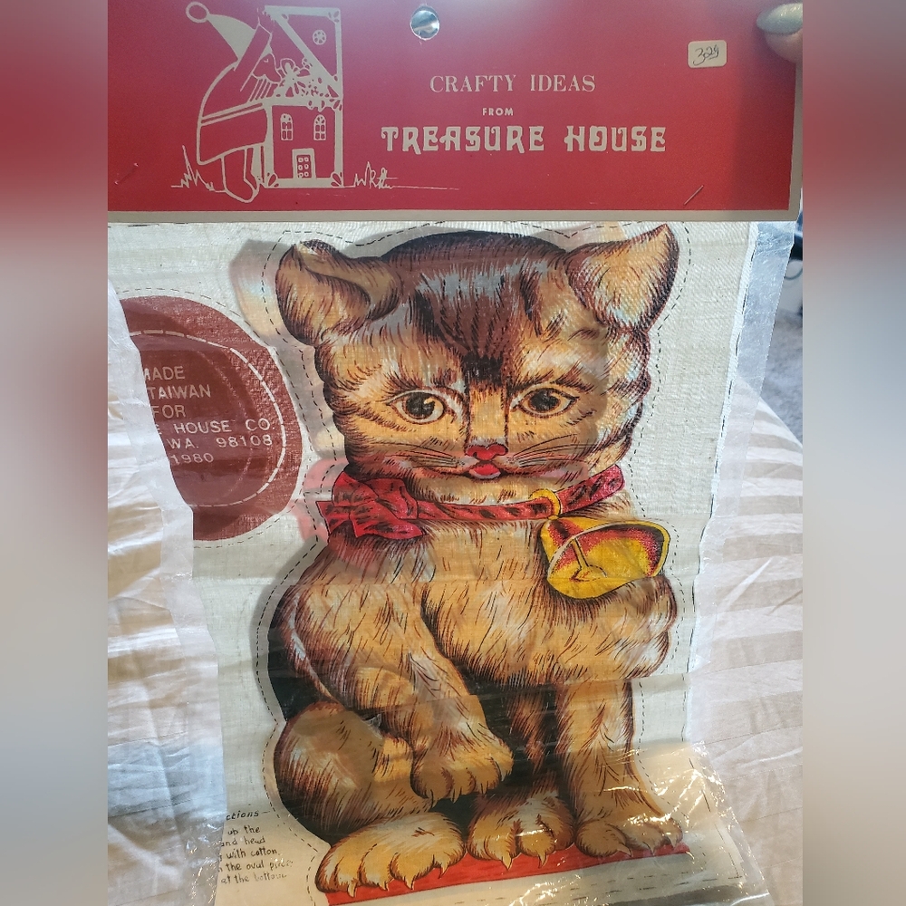Vintage fabric cat craft